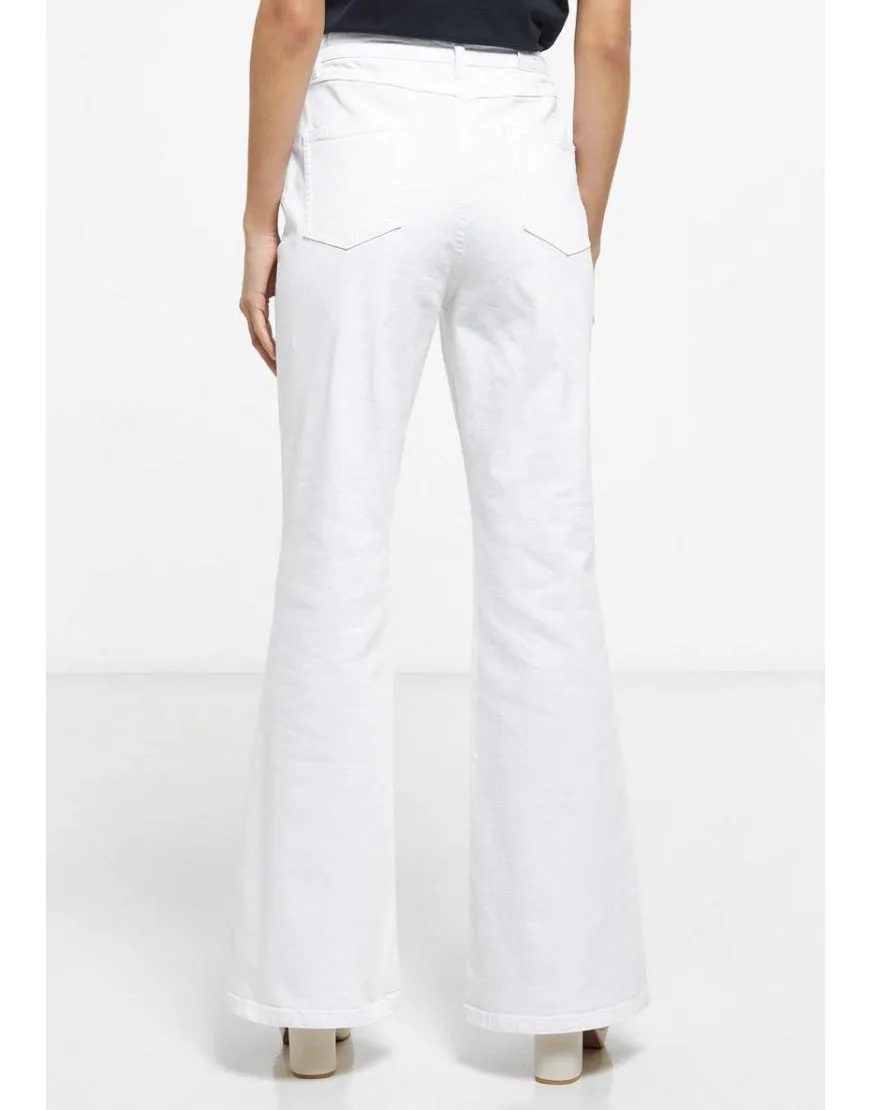 Bootcut Jeans in Off White