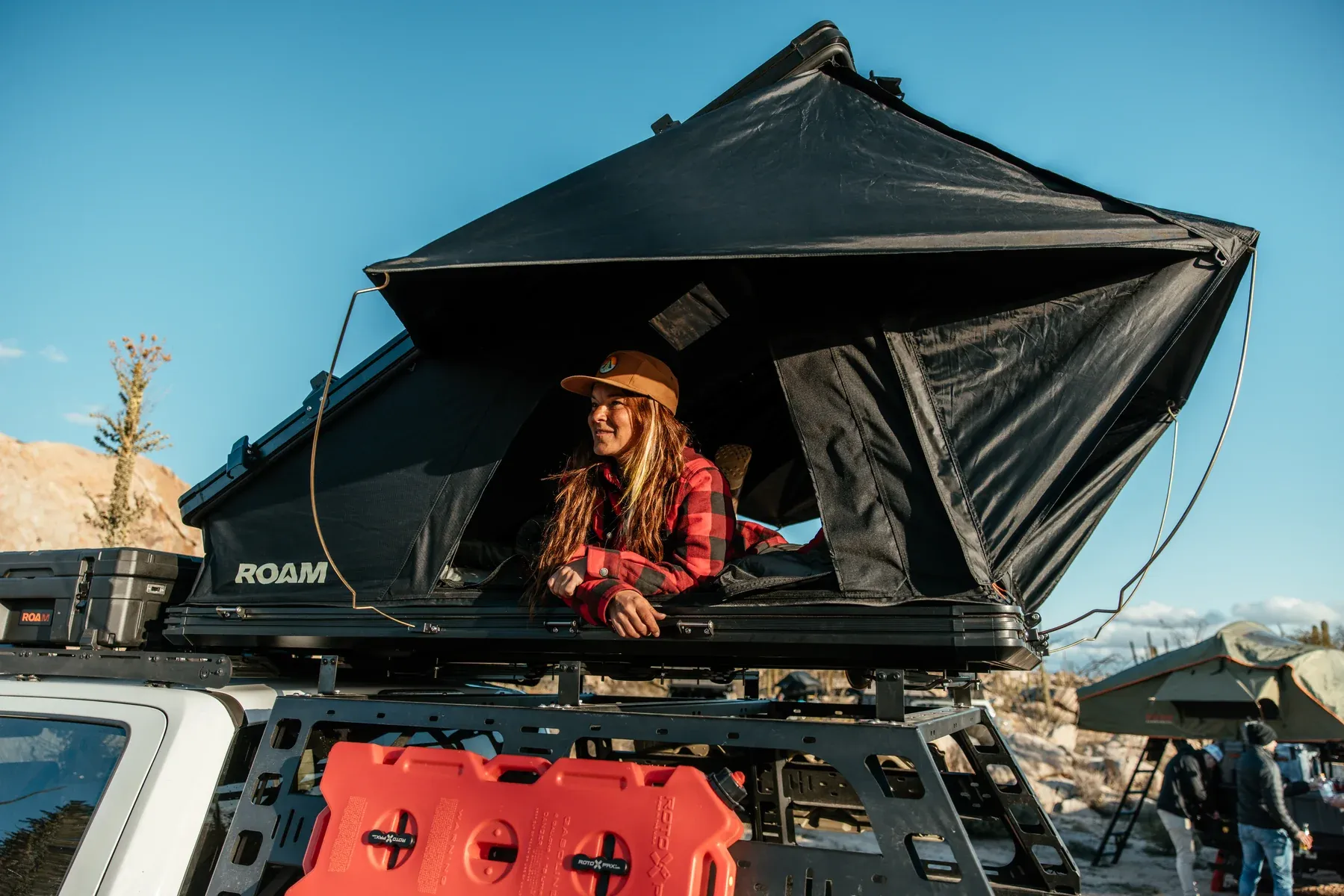 Roam Adventure The Desperado Hardshell Rooftop Tent