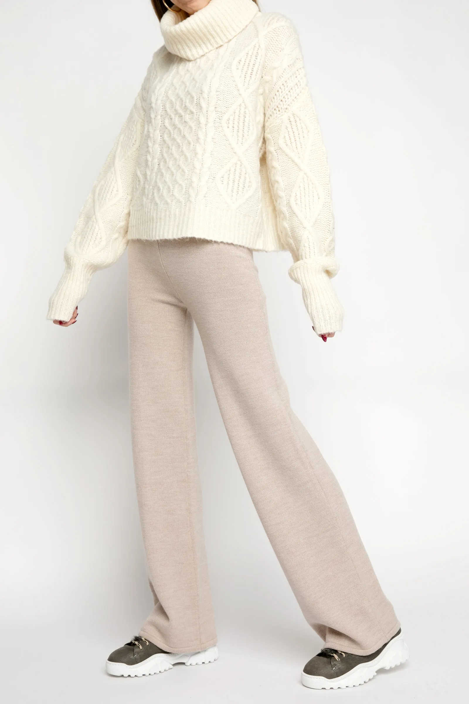 Rosae Turtleneck Pullover in Ivory