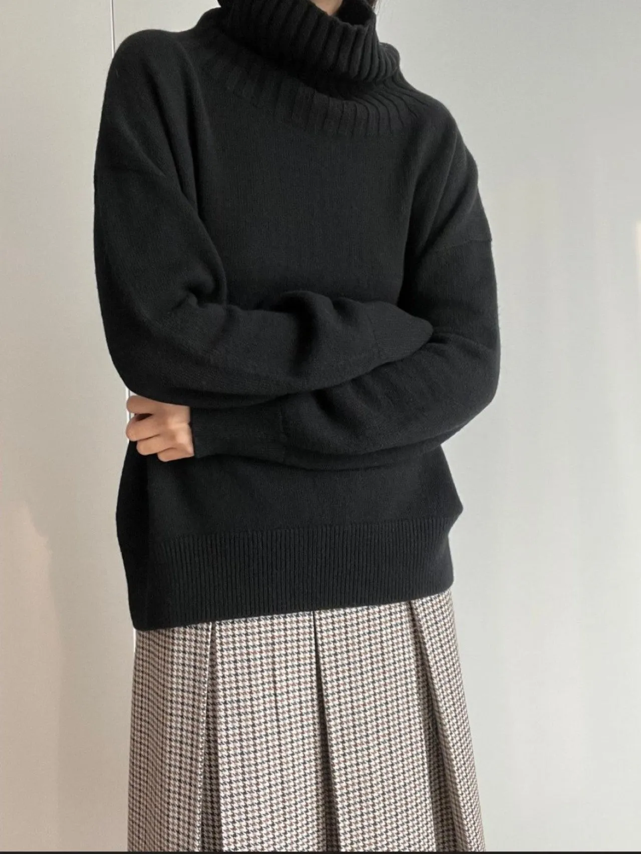 WOOL CASHMERE TURTLENECK KNIT